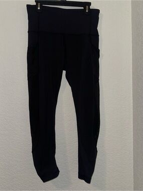 “Lululemon” mesh cropped leggings